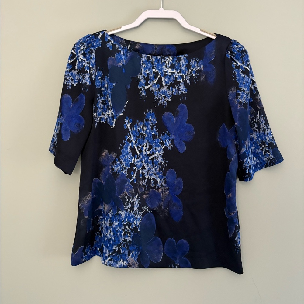 Banana Republic Blue Floral Satin Blouse Size XS